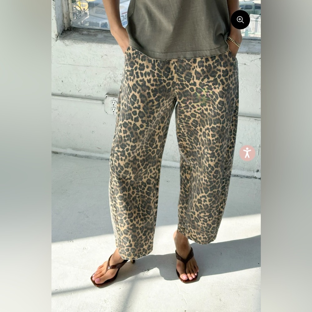 Le Bon Shoppe Leopard Arc Pants